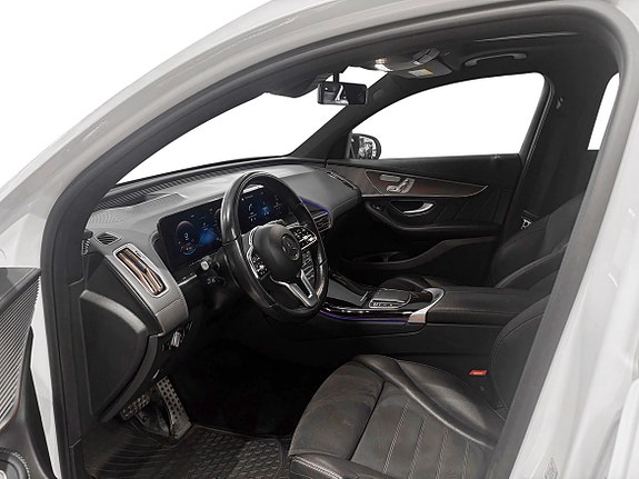 Mercedes-Benz EQC400 23 of 30
