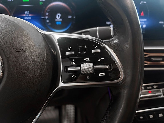 Mercedes-Benz EQC400 20 of 30