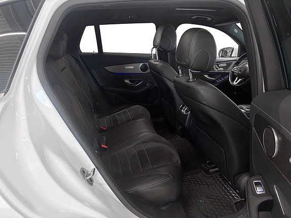 Mercedes-Benz EQC400 29 of 30