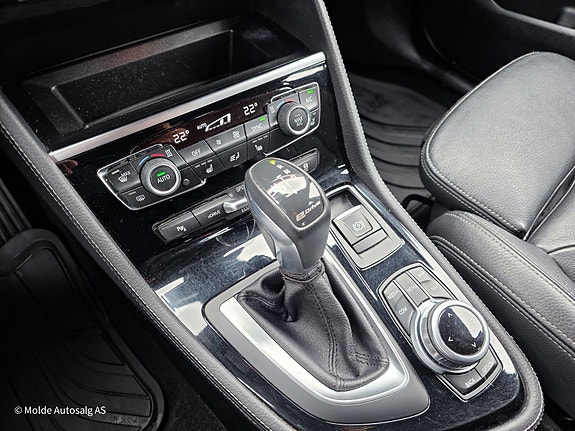 BMW 225xe 23 of 24