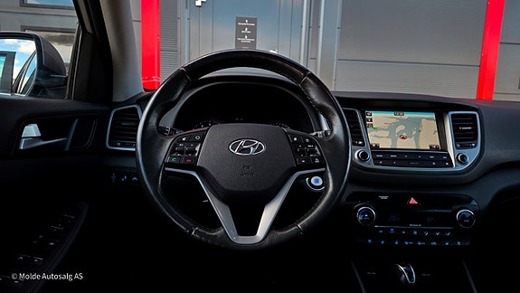 Hyundai Tucson 18 of 25