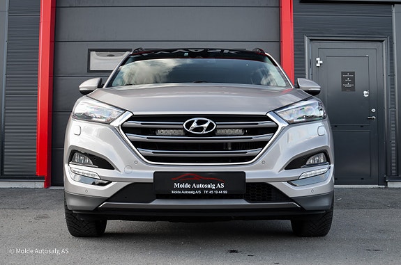 Hyundai Tucson 2 of 25