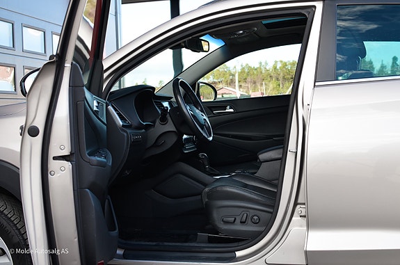 Hyundai Tucson 14 of 25