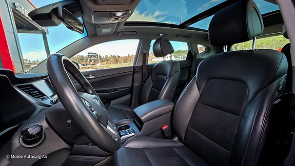 Hyundai Tucson 16 of 25