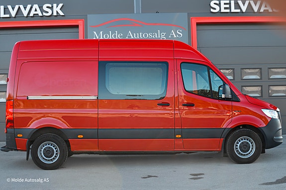 Mercedes-Benz Sprinter 10 of 21