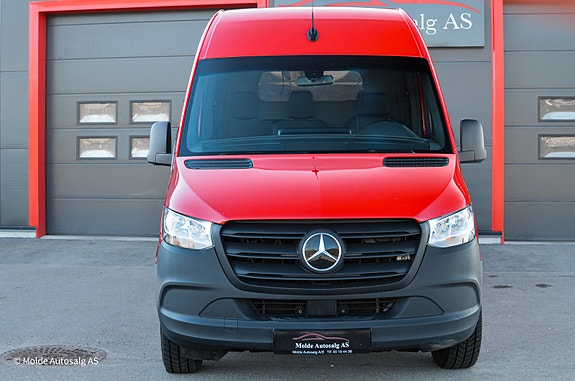 Mercedes-Benz Sprinter 3 of 21