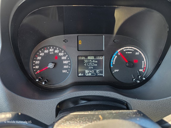 Mercedes-Benz Sprinter 18 of 21