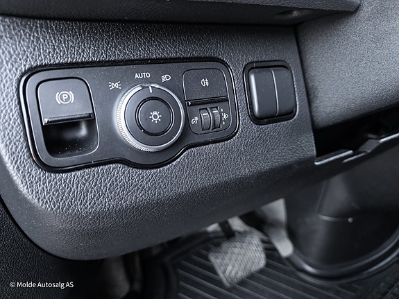 Mercedes-Benz Sprinter 15 of 21