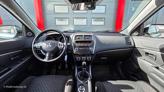 Mitsubishi ASX 17 of 25