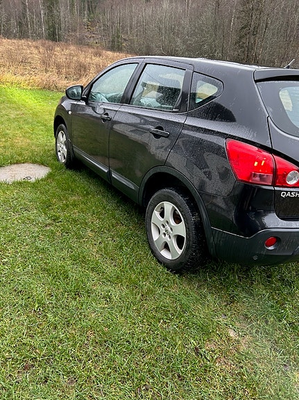 Nissan Qashqai 4 of 5