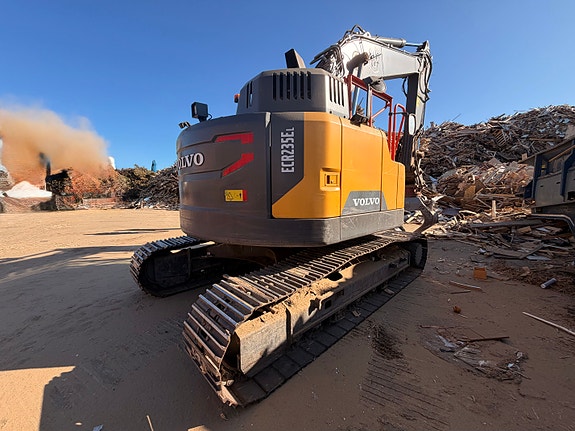 Volvo ECR235EL 4 of 30