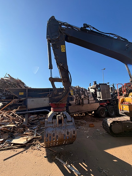 Volvo ECR235EL 10 of 30