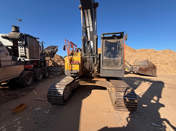 Volvo ECR235EL 12 of 30