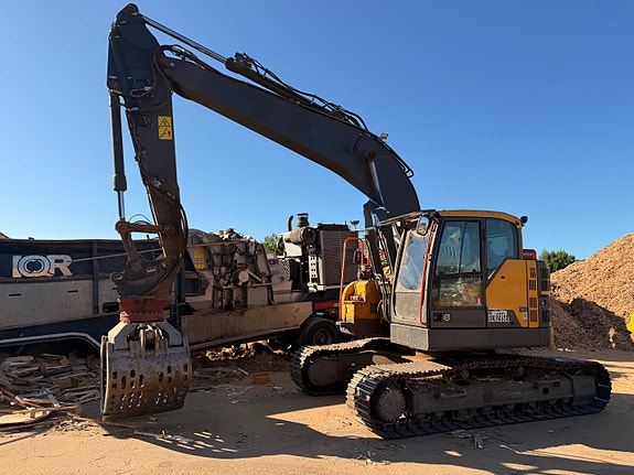 Volvo ECR235EL 8 of 30