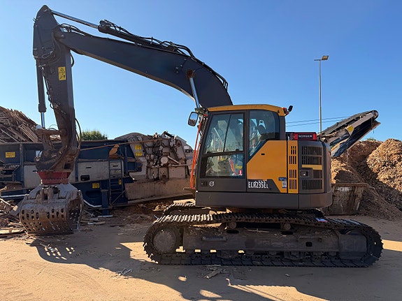 Volvo ECR235EL 7 of 30