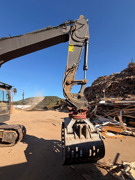 Volvo ECR235EL 13 of 30