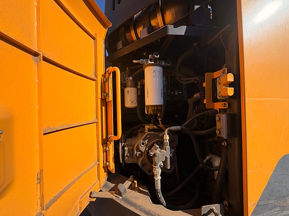 Volvo ECR235EL 24 of 30