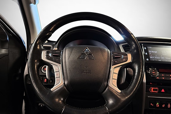 Mitsubishi L200 25 of 30