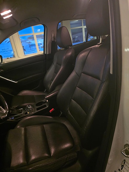 Mazda CX-5 11 of 27