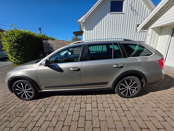 Skoda Octavia 4 of 17