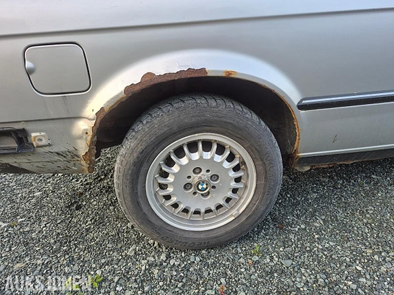 BMW 3-Serie 9 of 10