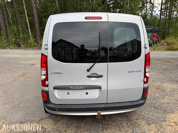 Mercedes-Benz Citan 4 of 30