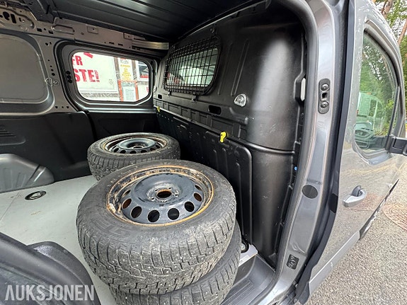 Citroen Berlingo 26 of 30