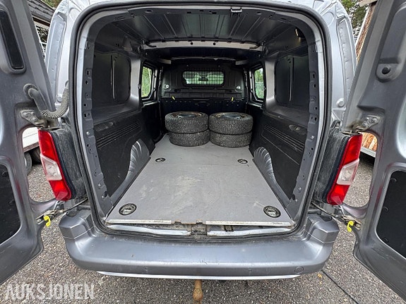 Citroen Berlingo 21 of 30