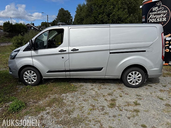 Ford Transit Custom 2 of 30