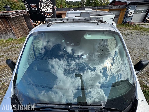 Ford Transit Custom 9 of 30
