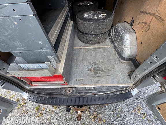 Ford Transit Custom 24 of 30