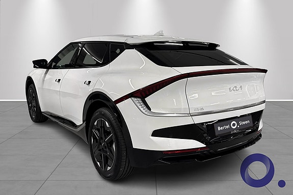 Kia EV6 8 of 20