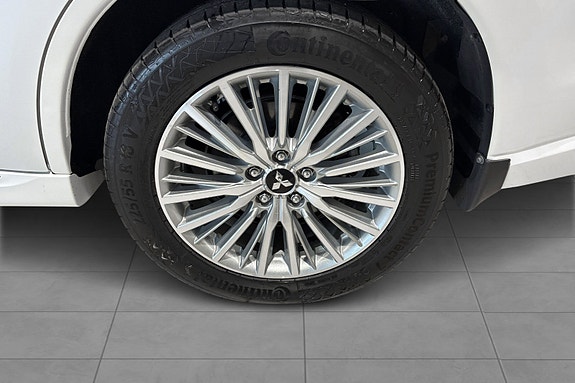 Mitsubishi Outlander 10 of 10