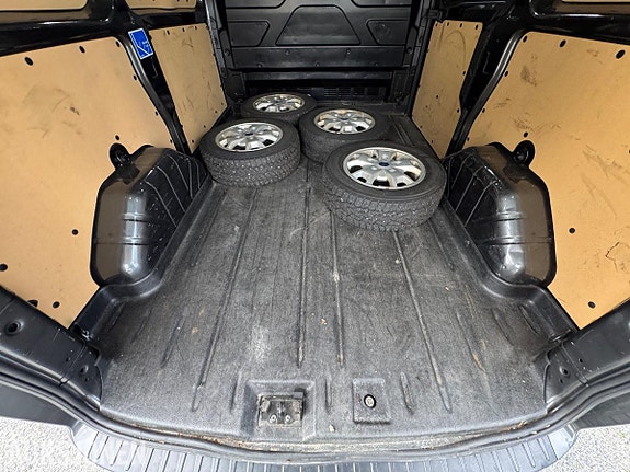 Ford Transit Custom 22 of 30