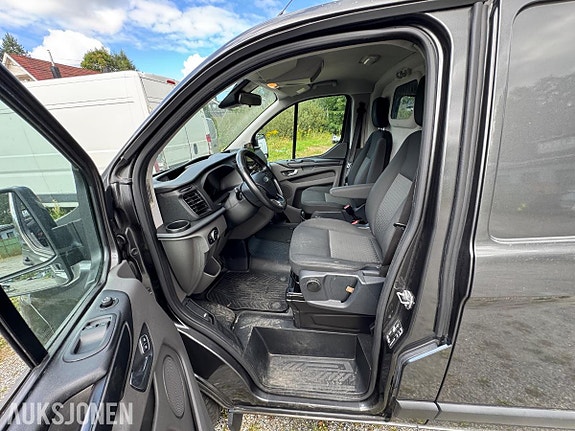 Ford Transit Custom 30 of 30