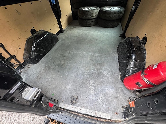 Ford Transit Custom 25 of 30