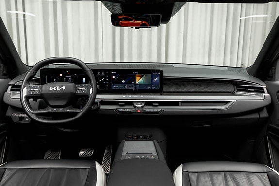 Kia EV9 25 of 30