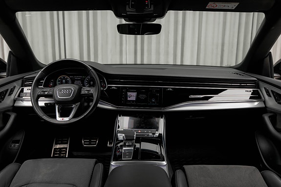 Audi Q8 26 of 30