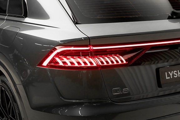 Audi Q8 13 of 30