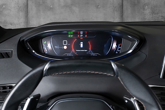Peugeot 3008 12 of 16