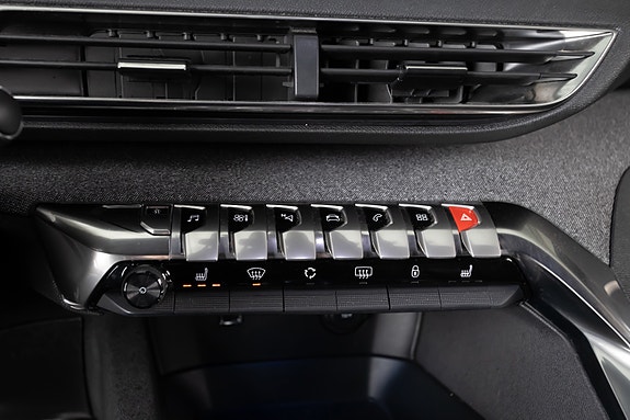 Peugeot 3008 13 of 16