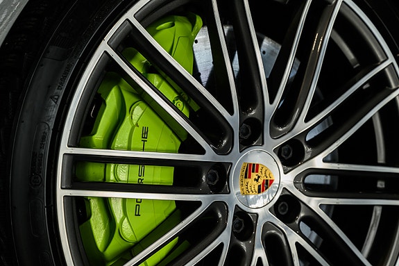 Porsche Panamera 29 of 30