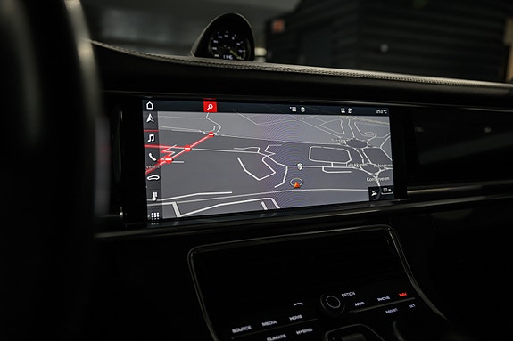 Porsche Panamera 18 of 30