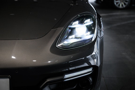 Porsche Panamera 9 of 30
