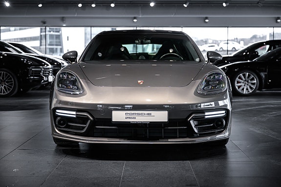 Porsche Panamera 7 of 30