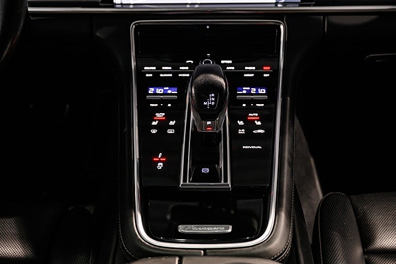 Porsche Panamera 23 of 30