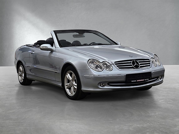 Mercedes-Benz CLK200 11 of 30