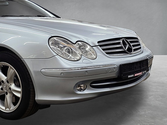 Mercedes-Benz CLK200 12 of 30
