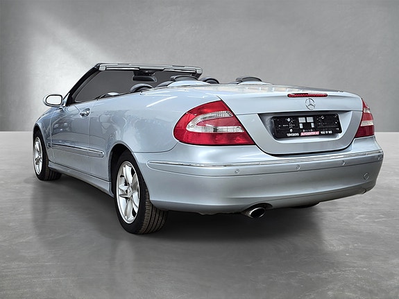 Mercedes-Benz CLK200 6 of 30
