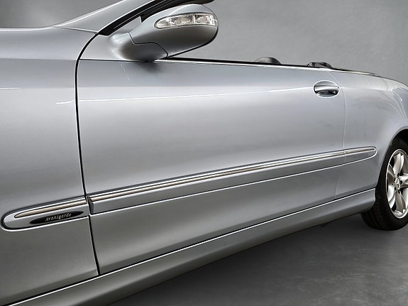 Mercedes-Benz CLK200 18 of 30